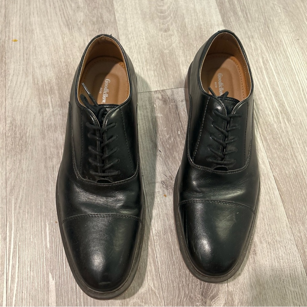 Good fellow Oxford shoes